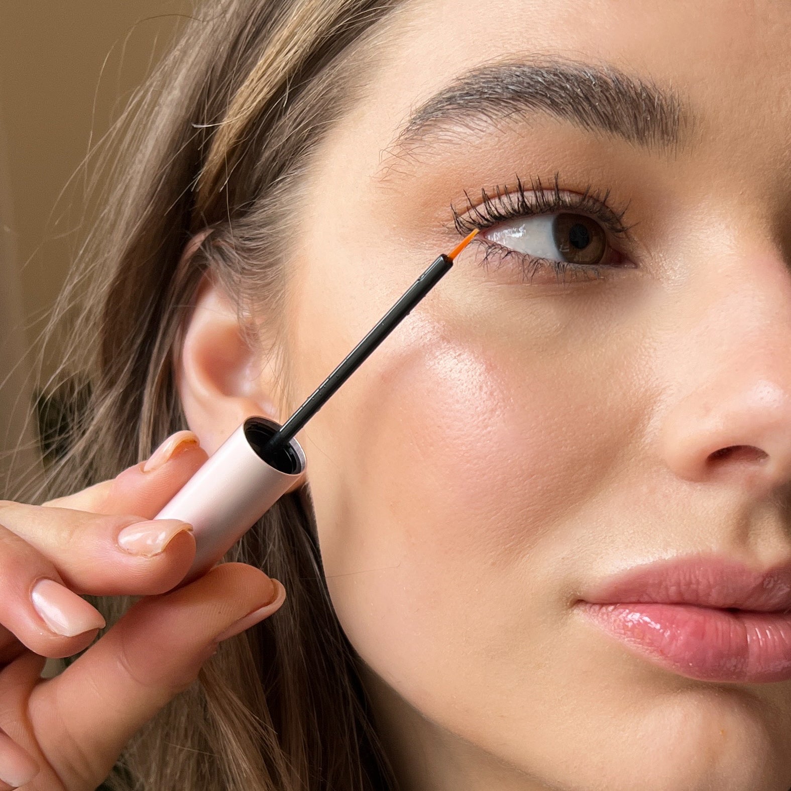 Novalora Wimpern + Augenbrauenserum